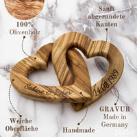 Verbundenes Herz aus Olivenholz – Symbol der Liebe und Verbundenheit
