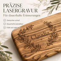 Personalisiertes Frühstücksbrettchen aus Olivenholz mit Gravur